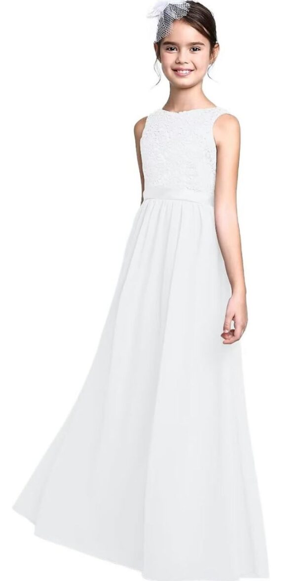 Vestido blanco largo de niña